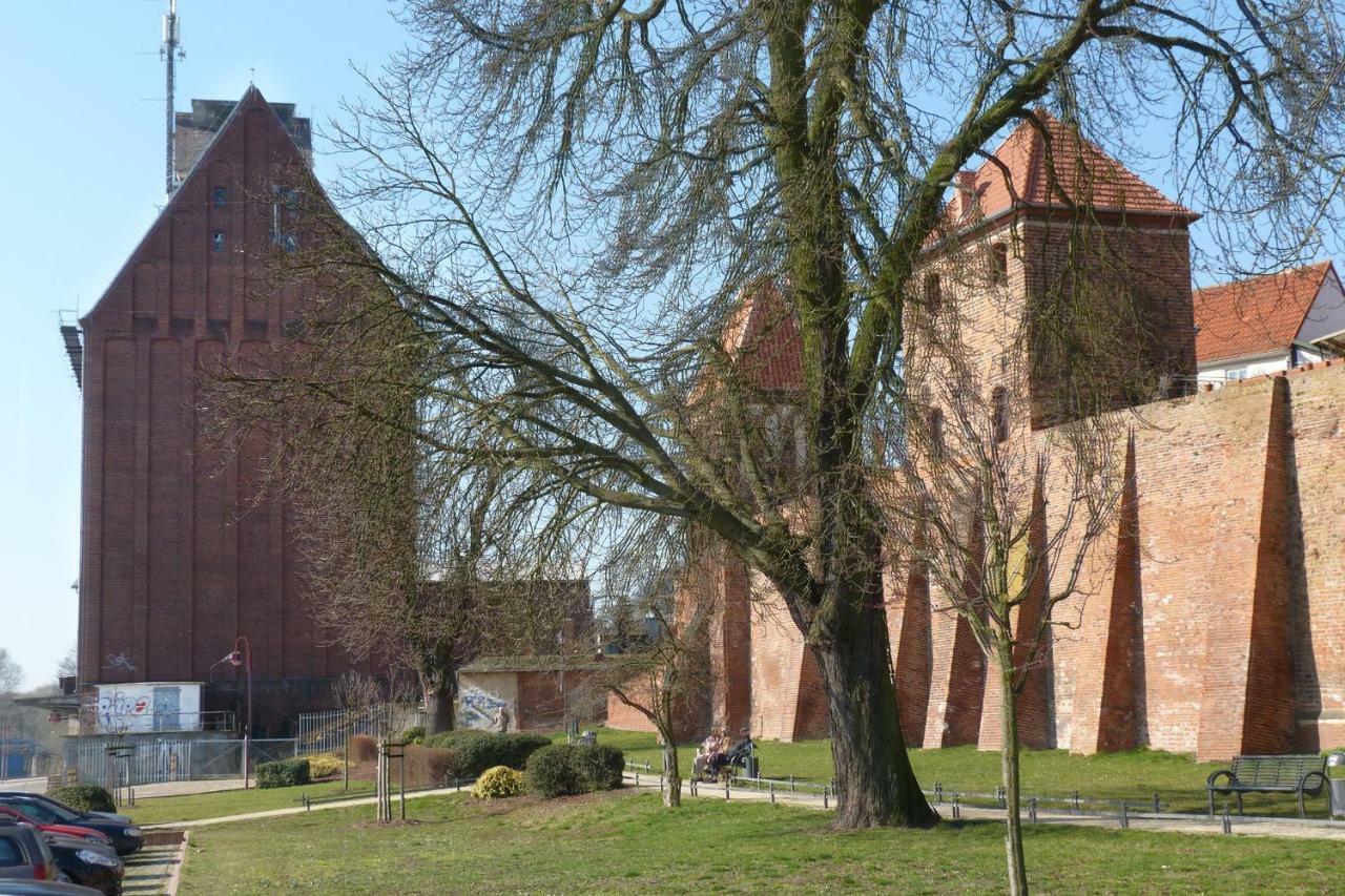 Ferienhaus Marktstrasse Tangermunde Bagian luar foto